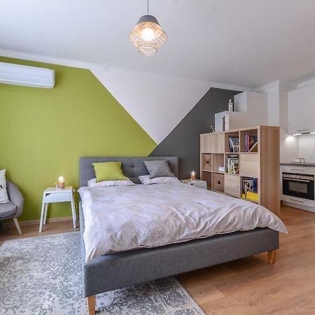 The Spot - Fully Equipped, Central, Modern Studio By Flat Mаnager София Экстерьер фото